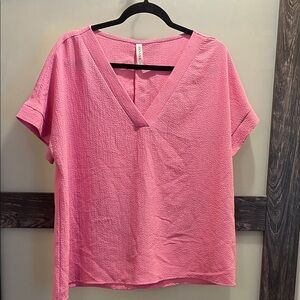 Zenana Outfitters Pink V-Neck Short Sleeve Blouse